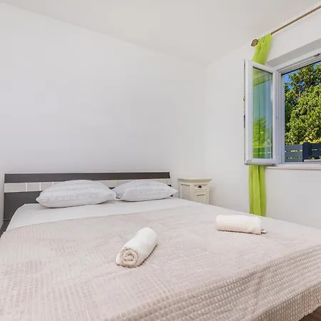 Vila Holiday Basca Mlini